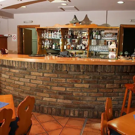 Galleria Otel 4*