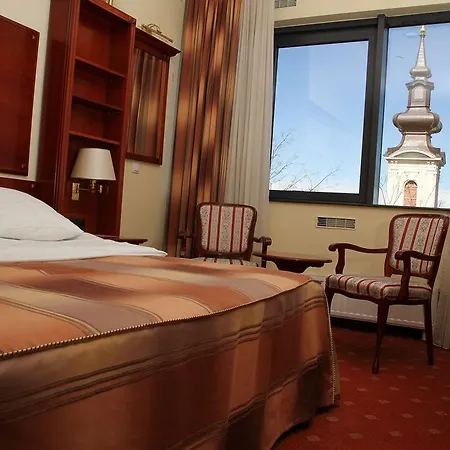 Galleria Otel 4*