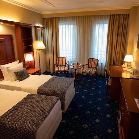 Hotel Galleria 4*