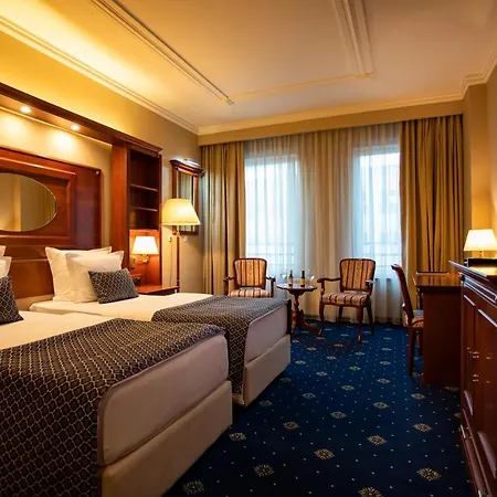 Galleria Hotel